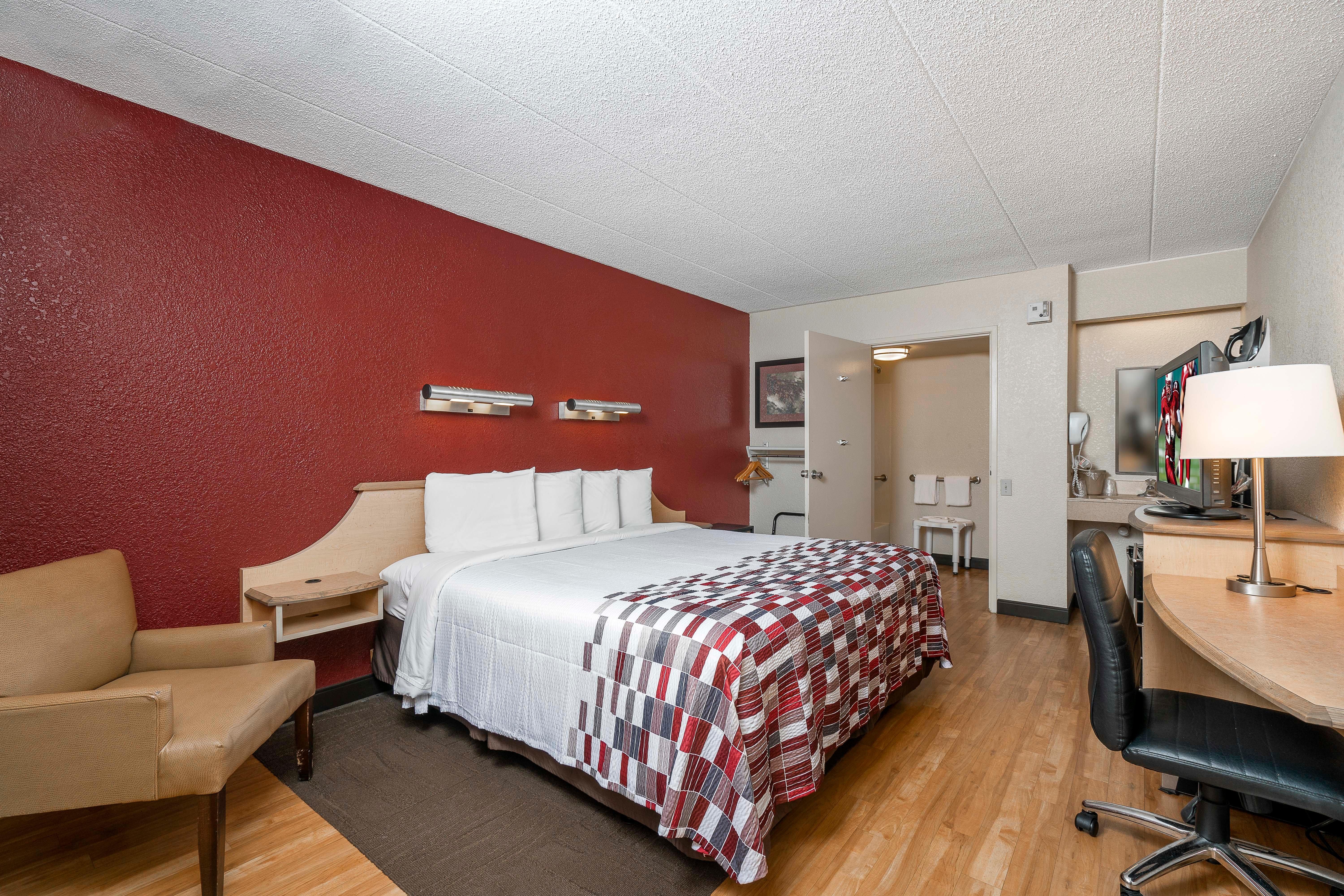 Red Roof Inn Louisville Fair And Expo Eksteriør bilde